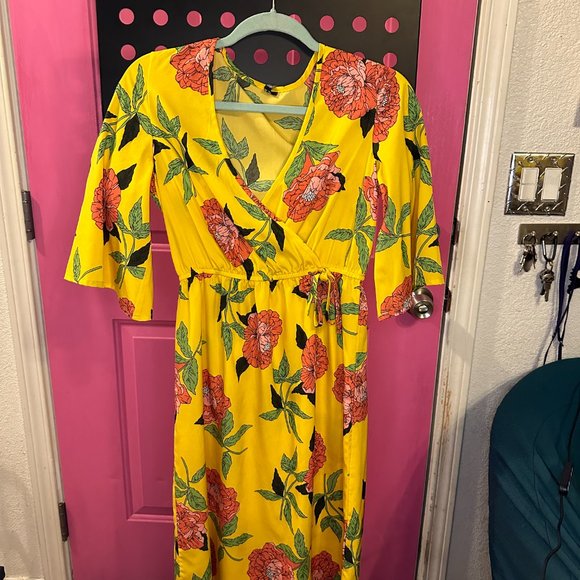 Mock tie dress, deep V-neck, yellow with pink lotus and green leaves, 3/4 calf l - Picture 3 of 3